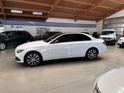 Gebraucht Mercedes E300 Business 194 PS (142 kW) 2022 Weiß Limousine