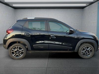 Schwarz Gebraucht 2022 Dacia Spring Essentiel Kleinwagen | 13.249 € (Etwas zu teuer)