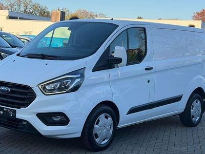 Begagnad Ford Transit Custom Trend 131 HK (96 kW) 2019 Vit Minibuss