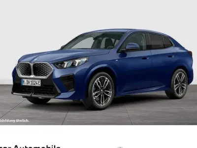 Gebraucht BMW iX2 M Sport 230 kW (313 PS) 2025 Blau SUV