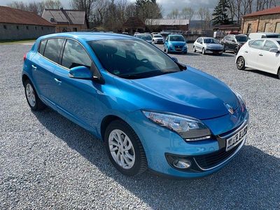 Gebraucht Renault Mégane Dynamique 131 PS (96 kW) 2012 Blau Limousine
