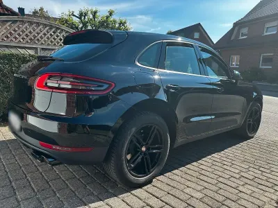 Gebraucht Porsche Macan 252 PS (185 kW) 2016 Schwarz SUV
