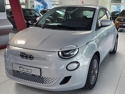 Neu Fiat 500e Icon 86 kW (118 PS) 2026 Blau Limousine