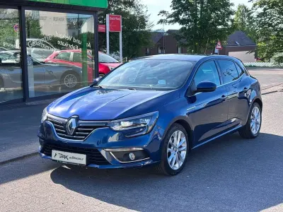 Gebraucht Renault Mégane Intens 132 PS (97 kW) 2016 Blau Limousine