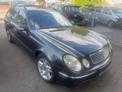 Schwarz Gebraucht 2003 Mercedes E320 Avantgarde Kombi | 2.290 € (Guter Preis)