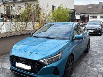 Gebraucht Hyundai i20 Trend 101 PS (74 kW) 2021 Blau Kleinwagen