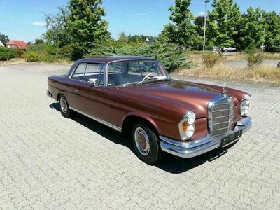 gebraucht Mercedes W111 Milan braun met. TÜV neu seit 23.04.21