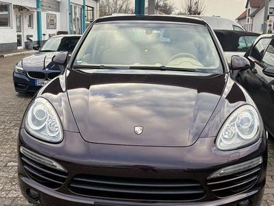 Gebraucht Porsche Cayenne 241 PS (177 kW) 2010 Violet SUV