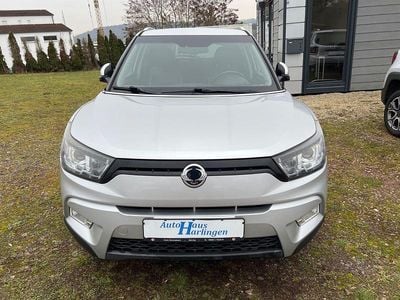 Silber Gebraucht 2015 Ssangyong (KGM) Tivoli SUV | 8.990 € (Guter Preis)