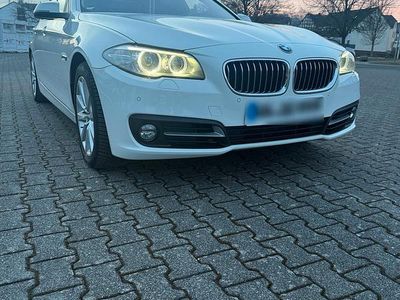 Gebraucht BMW 520 2014 Weiß Limousine