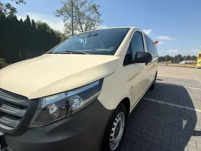 Gebraucht Mercedes Vito 114 PS (83 kW) 2017 Beige Van