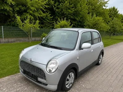 Gebraucht Daihatsu Trevis 58 PS (42 kW) 2009 Silber Kleinwagen