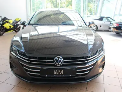 Gebraucht VW Arteon Basis 150 PS (110 kW) 2021 Grau Limousine