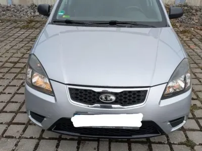 Brugt Kia Rio 97 HK (71 kW) 2011 Grå Hatchback