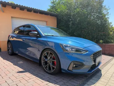 Gebraucht Ford Focus ST 280 PS (205 kW) 2019 Blau Limousine