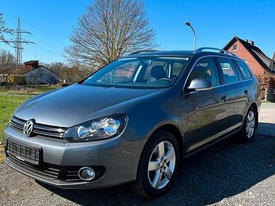 Gebraucht VW Golf VI 122 PS (89 kW) 2011 Grau Kleinwagen