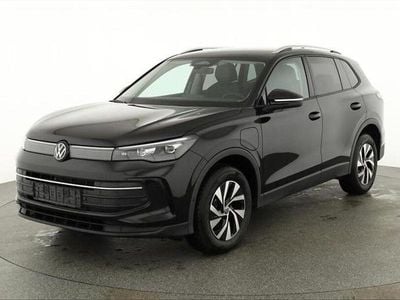 Neu VW Tiguan Life 204 PS (150 kW) 2025 Cipressino grün metallic SUV