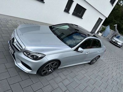gebraucht Mercedes E250 BlueEfficiency AMG Sport-Paket- 4 Matic