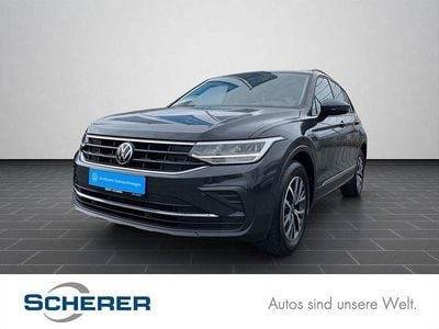 Gebraucht VW Tiguan Life 150 PS (110 kW) 2023 Uranograu SUV
