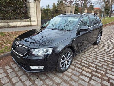 Second-hand Skoda Octavia 150 CP (110 kW) 2015 Negru Hatchback