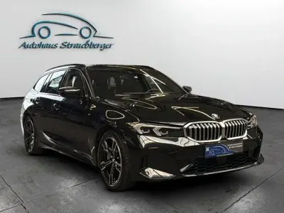 Gebraucht BMW 330 M Sport 245 PS (180 kW) 2025 Schwarz Kombi