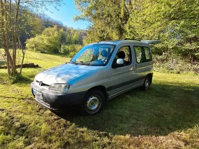 Gebraucht Peugeot Partner 109 PS (80 kW) 2002 Silber Van / Kleinbus