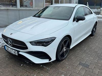Gebraucht Mercedes CLA180 136 PS (100 kW) 2025 Weiß Limousine