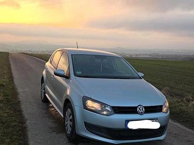 Gebraucht VW Polo 60 PS (44 kW) 2009 Grau Kleinwagen