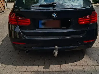 Gebraucht BMW 320 Sport Line 184 PS (135 kW) 2012 Schwarz Kombi