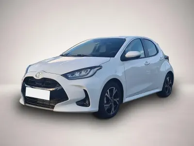 Neu Toyota Yaris 116 PS (85 kW) 2025 Manufacturer Kleinwagen