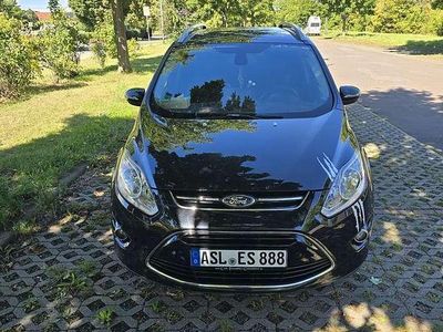 Gebraucht 2011 Ford C-MAX Titanium Van / Kleinbus | 10.499 € (Teuer)