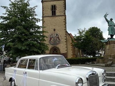 Gebraucht Mercedes 200 1967 Weiß Limousine