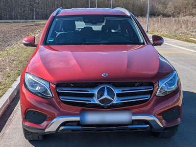 Gebraucht Mercedes GLC250 204 PS (150 kW) 2017 Rot SUV