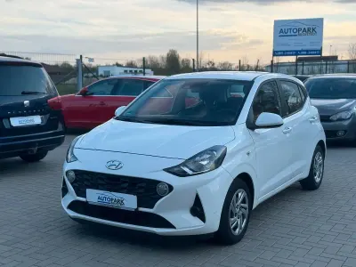 Gebraucht Hyundai i10 Select 67 PS (49 kW) 2021 Weiß Kleinwagen