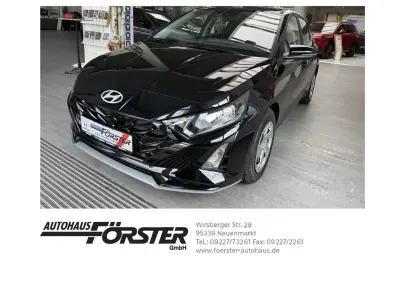 Gebraucht Hyundai i20 Trend 101 PS (74 kW) 2022 Schwarz Kleinwagen