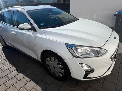 Gebraucht Ford Focus 125 PS (91 kW) 2019 Weiß Kombi
