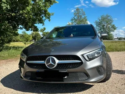Gebraucht Mercedes A250 224 PS (164 kW) 2018 Grau Limousine