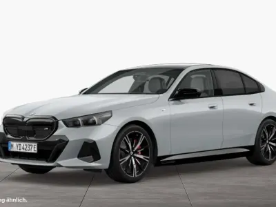 Gebraucht BMW i5 Sport Line 442 kW (601 PS) 2024 M brooklyn grau Limousine