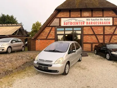 Gebraucht Citroën Xsara Picasso Exclusive 116 PS (85 kW) 2004 Silber Van / Kleinbus