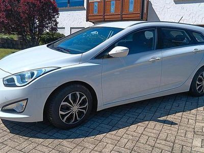 Usata Hyundai i40 136 CV (100 kW) 2014 Bianco Station wagon