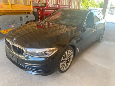 Gebraucht BMW 530 Sport Line 265 PS (194 kW) 2020 Schwarz Kombi