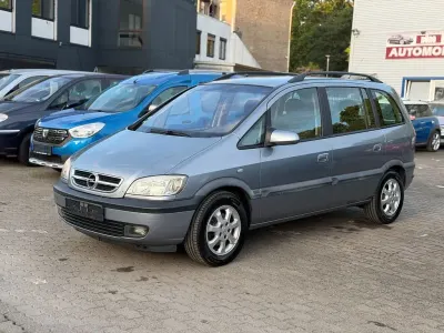 Gebraucht Opel Zafira Edition 125 PS (91 kW) 2004 Grau Van / Kleinbus