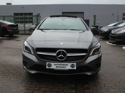 Gebraucht Mercedes CLA220 Shooting Brake 177 PS (130 kW) 2016 Andere Kombi