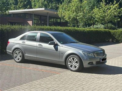 Gebraucht Mercedes C180 156 PS (114 kW) 2009 Grau Limousine