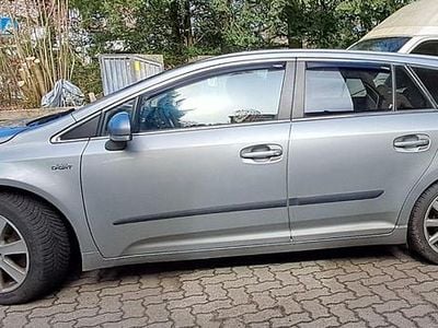 Gebraucht Toyota Avensis T2 150 PS (110 kW) 2010 Silber Kombi