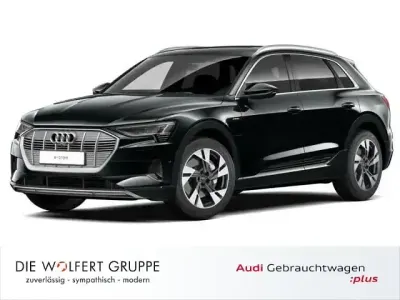 Gebraucht Audi e-tron Advanced Plus 300 kW (408 PS) 2022 Mythosschwarz metallic SUV