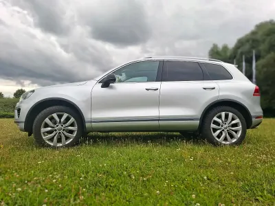 Gebraucht VW Touareg R-line 262 PS (192 kW) 2017 Silber SUV