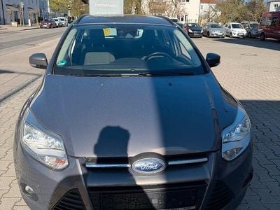 Second-hand Ford Focus SYNC Edition 125 CP (91 kW) 2014 Maro Berlinǎ