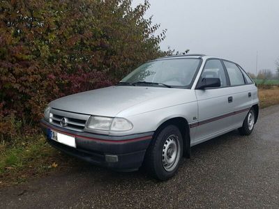 gebraucht Opel Astra |1,6i|Bj.:1992|136.000km| Tüv NEU 09/25