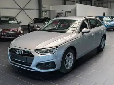 Gebraucht Audi A4 Ambiente 136 PS (100 kW) 2022 Silber Kombi
